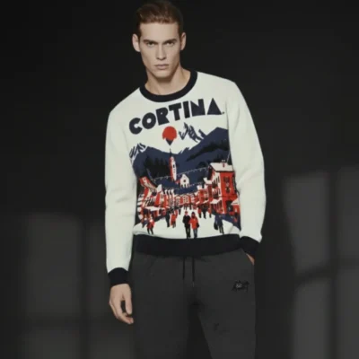 Men's streetwear sweater with a vintage design, ski, snowboard, and sportswear, and graphics of skiers on the slopes of Cortina. Top-class men's winter sportswear sweater, mountain, Swiss Alps, St. Moritz & Zermatt, Switzerland, Aspen, Colorado, USA, Courchevel, France, Dolomites (South Tyrol & Alta Badia), Italy, Lech am Arlberg, Austria